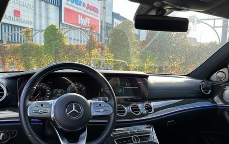 Mercedes-Benz E-Класс, 2019 год, 4 250 000 рублей, 18 фотография