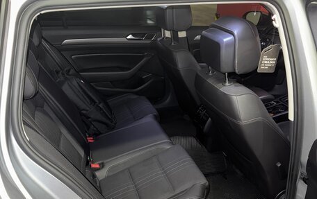 Volkswagen Passat B8 рестайлинг, 2017 год, 2 699 999 рублей, 6 фотография
