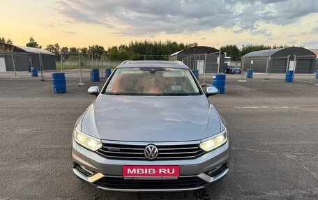 Volkswagen Passat B8 рестайлинг, 2017 год, 2 699 999 рублей, 12 фотография