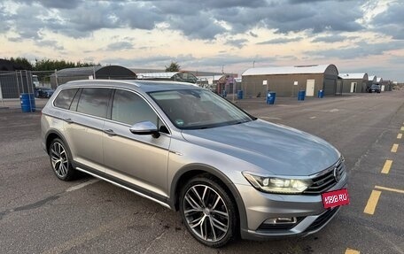 Volkswagen Passat B8 рестайлинг, 2017 год, 2 699 999 рублей, 13 фотография