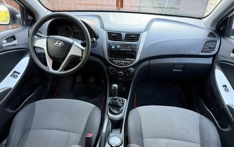 Hyundai Solaris II рестайлинг, 2013 год, 700 000 рублей, 7 фотография