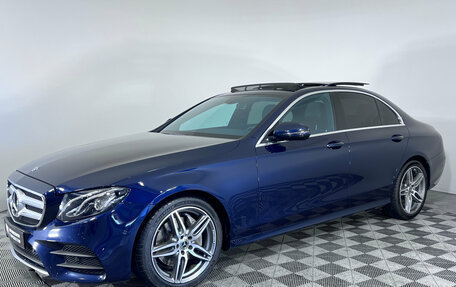 Mercedes-Benz E-Класс, 2018 год, 3 199 000 рублей, 5 фотография
