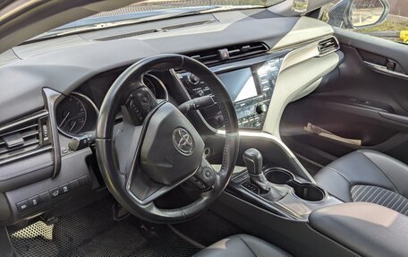 Toyota Camry, 2020 год, 2 380 000 рублей, 9 фотография
