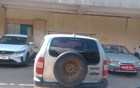 Chevrolet Niva I рестайлинг, 2004 год, 150 000 рублей, 2 фотография