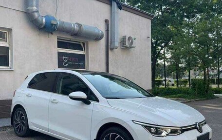 Volkswagen Golf VIII, 2022 год, 1 820 000 рублей, 6 фотография