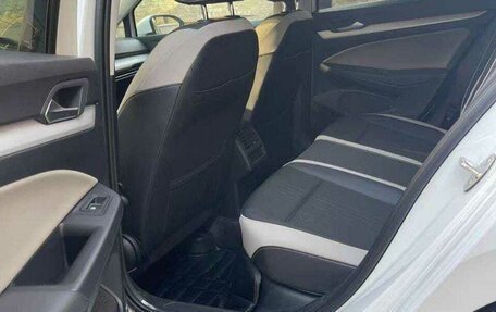 Volkswagen Golf VIII, 2022 год, 1 820 000 рублей, 9 фотография