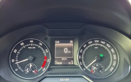 Skoda Octavia, 2015 год, 1 900 000 рублей, 9 фотография