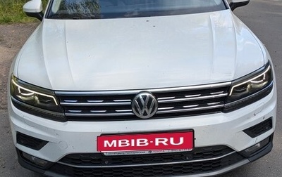Volkswagen Tiguan II, 2019 год, 2 350 000 рублей, 1 фотография