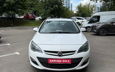 Opel Astra J, 2013 год, 890 000 рублей, 1 фотография