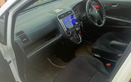 Honda Stream I рестайлинг, 2003 год, 380 000 рублей, 5 фотография
