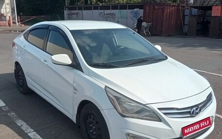 Hyundai Solaris II рестайлинг, 2015 год, 850 000 рублей, 4 фотография