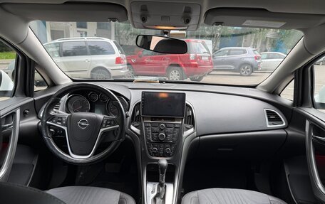 Opel Astra J, 2013 год, 890 000 рублей, 18 фотография