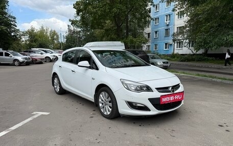 Opel Astra J, 2013 год, 890 000 рублей, 8 фотография
