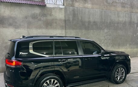 Toyota Land Cruiser, 2021 год, 8 300 000 рублей, 4 фотография