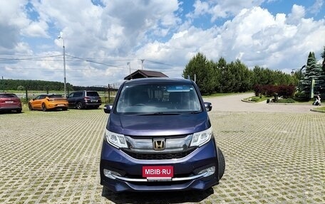 Honda Stepwgn IV, 2015 год, 1 770 000 рублей, 4 фотография