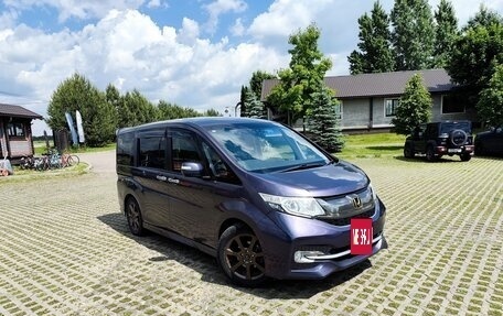 Honda Stepwgn IV, 2015 год, 1 770 000 рублей, 3 фотография