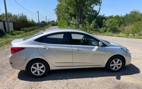 Hyundai Solaris II рестайлинг, 2013 год, 690 000 рублей, 6 фотография