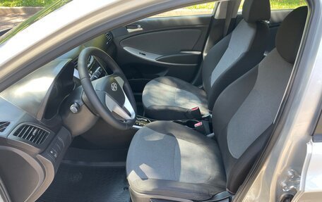 Hyundai Solaris II рестайлинг, 2013 год, 690 000 рублей, 10 фотография