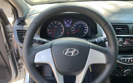 Hyundai Solaris II рестайлинг, 2013 год, 690 000 рублей, 23 фотография