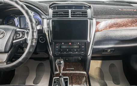 Toyota Camry, 2017 год, 2 149 000 рублей, 19 фотография