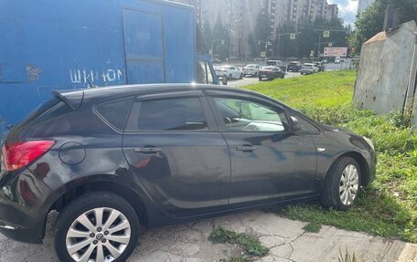 Opel Astra J, 2011 год, 340 000 рублей, 2 фотография