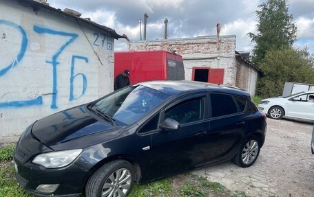 Opel Astra J, 2011 год, 340 000 рублей, 3 фотография