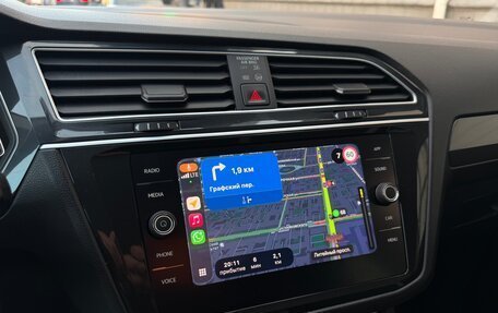 Volkswagen Tiguan II, 2019 год, 2 250 000 рублей, 21 фотография