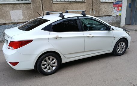 Hyundai Solaris II рестайлинг, 2016 год, 1 050 000 рублей, 2 фотография
