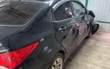 Hyundai Solaris II рестайлинг, 2014 год, 450 000 рублей, 13 фотография