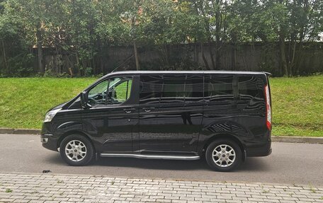 Ford Tourneo Custom I рестайлинг, 2022 год, 3 550 000 рублей, 6 фотография
