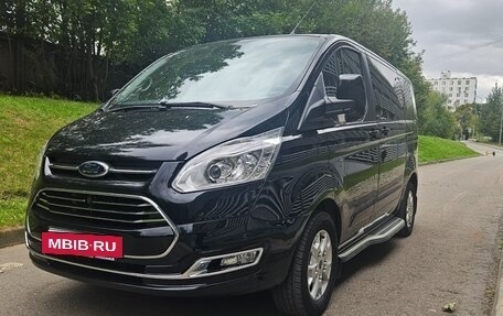 Ford Tourneo Custom I рестайлинг, 2022 год, 3 550 000 рублей, 3 фотография