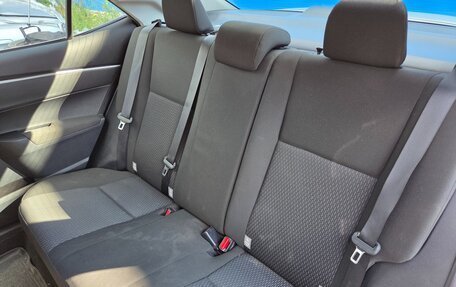 Toyota Corolla, 2015 год, 1 350 000 рублей, 10 фотография