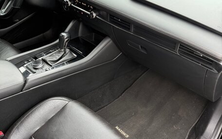 Mazda 3, 2019 год, 1 790 000 рублей, 18 фотография