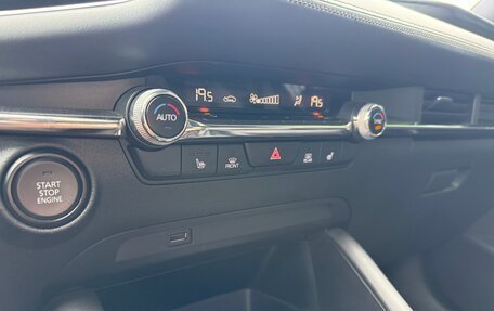 Mazda 3, 2019 год, 1 790 000 рублей, 27 фотография