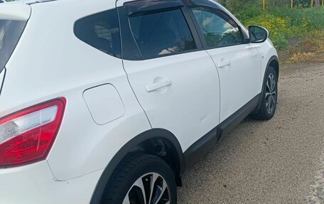 Nissan Qashqai, 2011 год, 1 500 000 рублей, 2 фотография