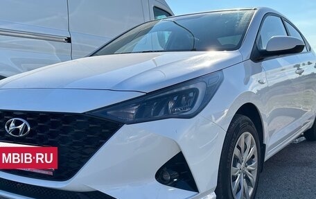 Hyundai Solaris II рестайлинг, 2021 год, 1 750 000 рублей, 9 фотография