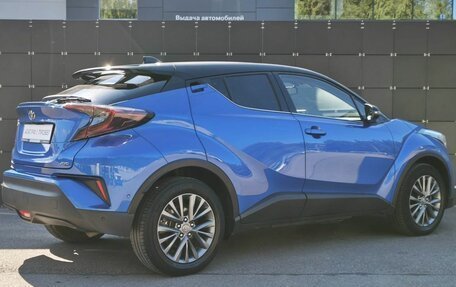 Toyota C-HR I рестайлинг, 2018 год, 1 950 000 рублей, 4 фотография