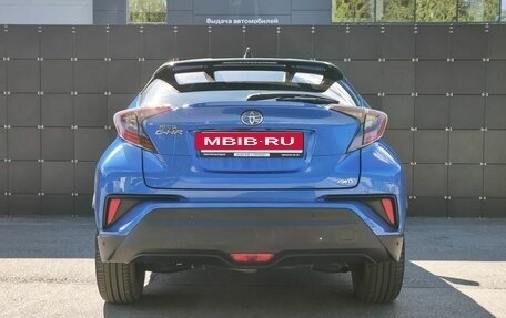 Toyota C-HR I рестайлинг, 2018 год, 1 950 000 рублей, 5 фотография