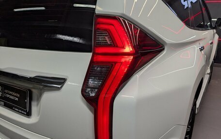 Mitsubishi Montero Sport, 2022 год, 3 800 000 рублей, 27 фотография