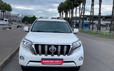 Toyota Land Cruiser Prado 150 рестайлинг 2, 2013 год, 3 100 000 рублей, 3 фотография