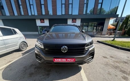 Volkswagen Touareg III, 2018 год, 5 050 000 рублей, 1 фотография