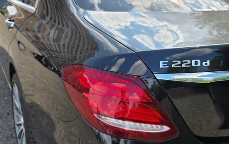 Mercedes-Benz E-Класс, 2020 год, 3 500 000 рублей, 5 фотография