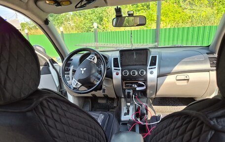 Mitsubishi Pajero Sport II рестайлинг, 2013 год, 1 350 000 рублей, 19 фотография