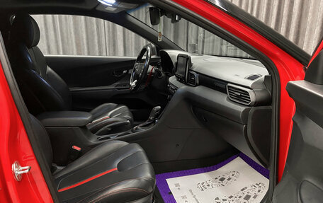 Hyundai Veloster II, 2019 год, 2 200 000 рублей, 9 фотография