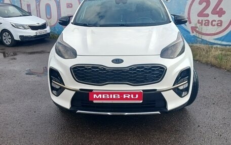 KIA Sportage IV рестайлинг, 2019 год, 2 400 000 рублей, 3 фотография