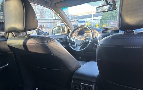 Toyota Camry, 2017 год, 1 550 000 рублей, 10 фотография