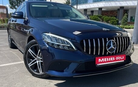 Mercedes-Benz C-Класс, 2019 год, 2 400 000 рублей, 2 фотография