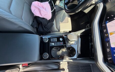 Volkswagen Touareg III, 2018 год, 5 050 000 рублей, 8 фотография
