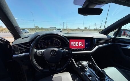 Volkswagen Touareg III, 2018 год, 5 050 000 рублей, 7 фотография