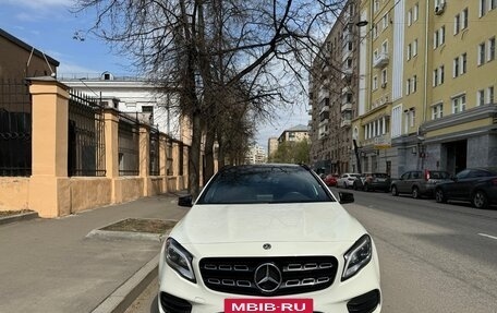 Mercedes-Benz GLA, 2017 год, 3 150 000 рублей, 11 фотография